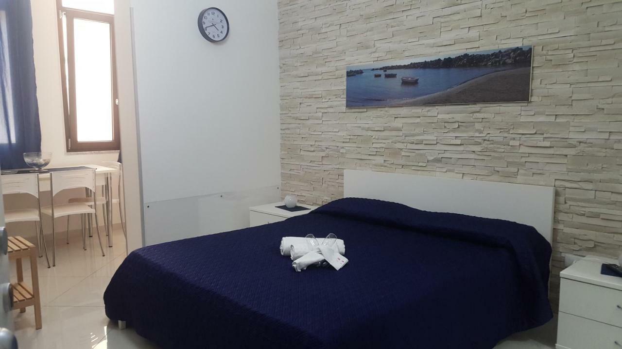 萨莱诺Al Porticciolo住宿加早餐旅馆 外观 照片
